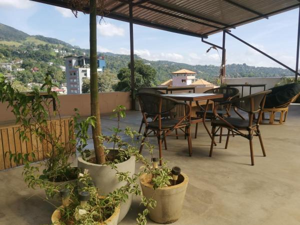 A la foto es mostra l'objecte The Nook situat a la ciutat de Kandy.