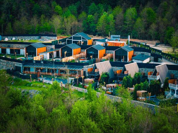 Nella foto è visibile l'oggetto Grand Paradise Resort Sapanca situato nella città di Geyve.