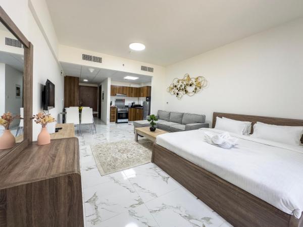 Studio - luxury, next to the beach photo 2
