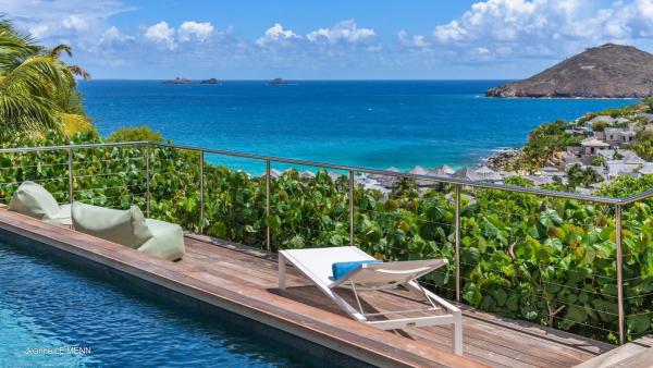 Beautiful Villa Close to the Beach, Gustavia