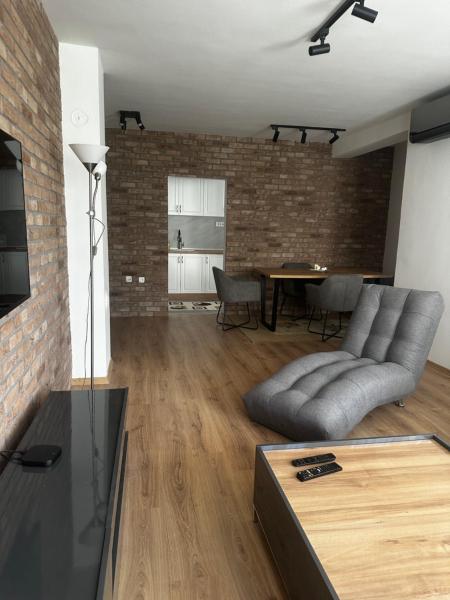 Nella foto è visibile l'oggetto Crystal Lux situato nella città di Veles.