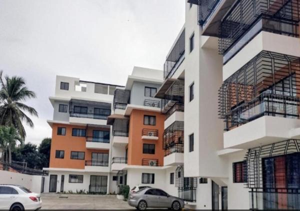 Nella foto è visibile l'oggetto Hermoso Apartamento de tres habitaciones situato nella città di La Viva.