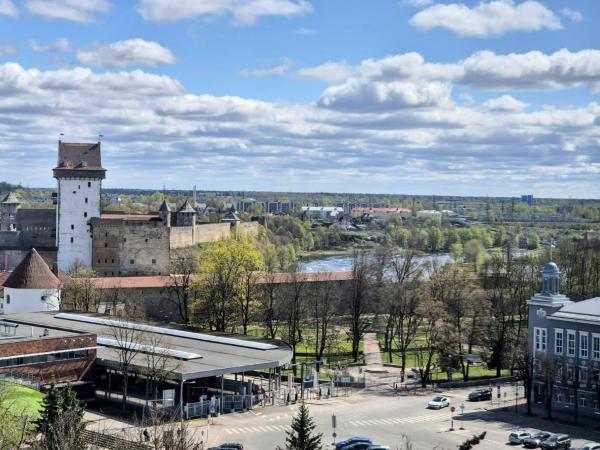 Στη φωτογραφία φαίνεται το αντικείμενο La Torna που βρίσκεται στην πόλη Νάρβα.