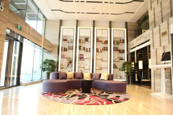 The photo shows the Lavande Hotels Harbin Shimao Avenue Wanda located in the city of Harbin.
