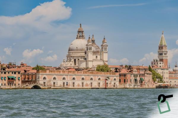 På billedet ses objektet Hotiday Venezia Cape beliggende i byen Venedig.