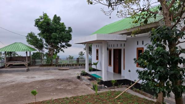 写真にはSapit市にあるLaa Cabana Lombok 2が写っています。