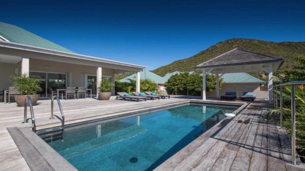 写真にはGrande Saline市にあるDazzling Villa with Heated Swimming Poolが写っています。