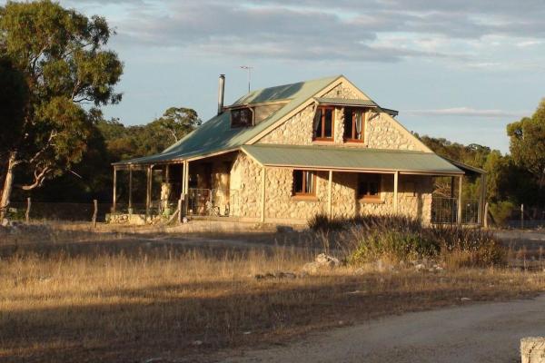 På billedet ses objektet Broken Gum Country Retreat beliggende i byen Monarto.