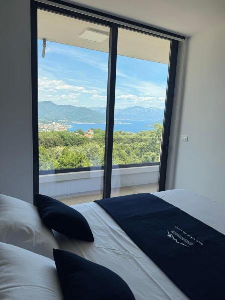 Na foto é possível ver o objeto Bay View Village-Villa Astéria 1 localizado na cidade de Žvinje.