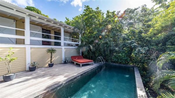 A la foto es mostra l'objecte Romantic Getaway Overlooking Vegetal Scenery situat a la ciutat de Gustavia.