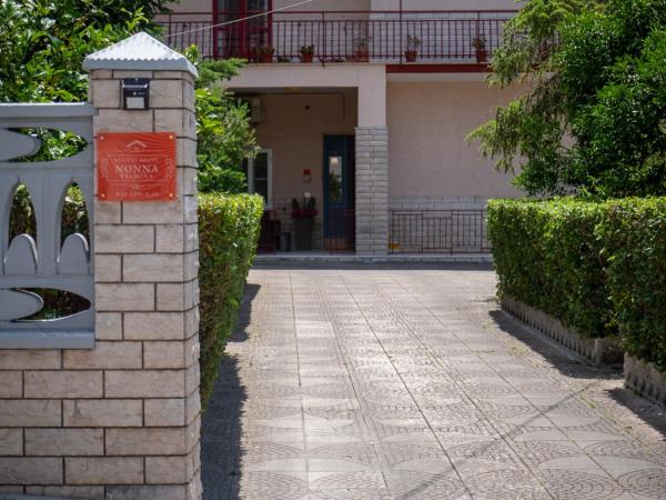 Nella foto è visibile l'oggetto Nonna Palmina situato nella città di Crispiano.