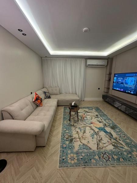 A la foto es mostra l'objecte Modern Apartment in Al-Ghadeer situat a la ciutat de Riad.