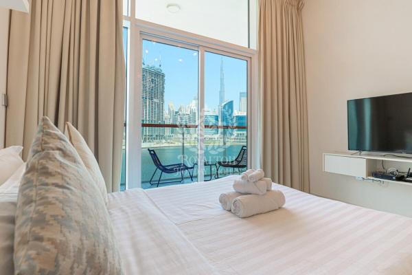 Royalton - Cozy Studio With Burj Khalifa & Canal Views - Dubai