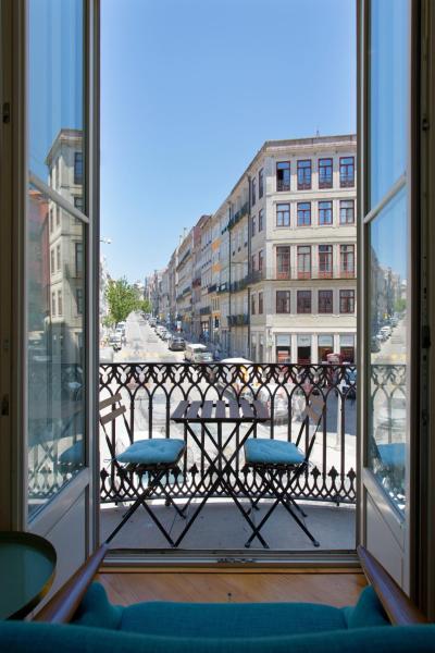 BOUTIQUE Rentals - Toledos One & Only Apt in Historical center of Porto, Porto