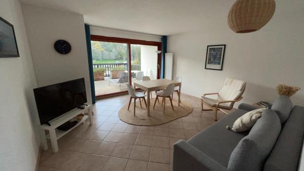 A la foto es mostra l'objecte Paisible appartement avec vue St Goustan situat a la ciutat de Auray.