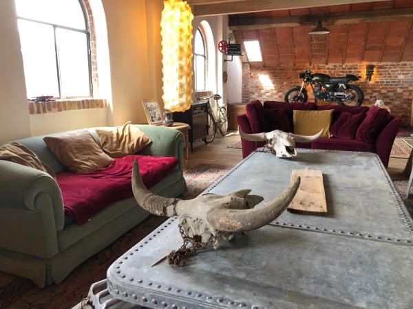 På billedet ses objektet Un délire de loft beliggende i byen Chaudon.