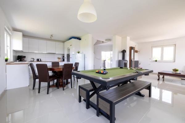 Three-bedroom Holiday Home Vida With Private Pool - Dugo Selo