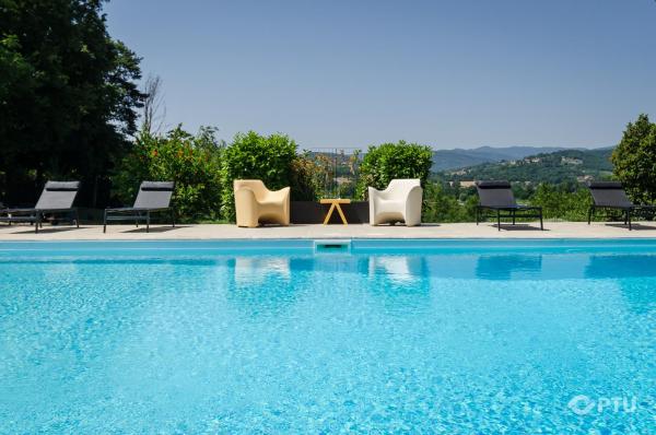 Nella foto è visibile l'oggetto PoloTuristicoUmbria Villa in Campagna con Piscina situato nella città di Nestore.