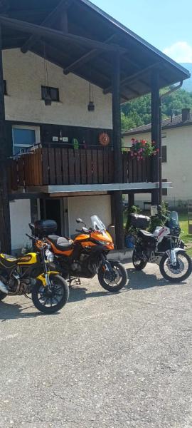 A la foto es mostra l'objecte Aura House situat a la ciutat de Caiolo.