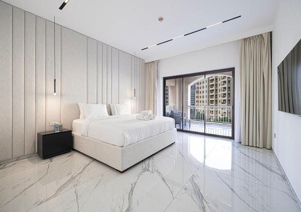 På billedet ses objektet Palm Jumeirah Paradise- Luxury,Unveiled beliggende i byen Dubai.
