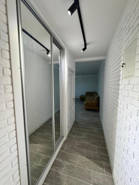 Apartment mit 1 Schlafzimmer — 42 m² - Чистая , новая, квартира в Балхаше