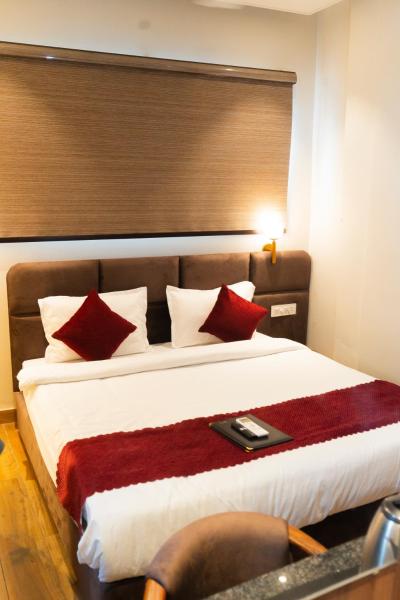 Hotel Rk Heights 300m Hotel To Golden Temple - Amritsar
