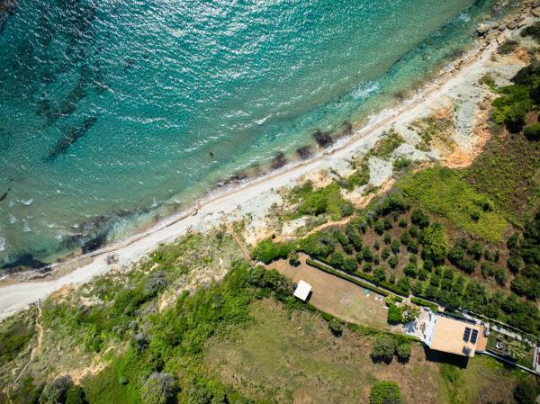 Auf dem Foto ist das Objekt Kanouli Beach Apartment in der Stadt Korfu-Stadt zu sehen.