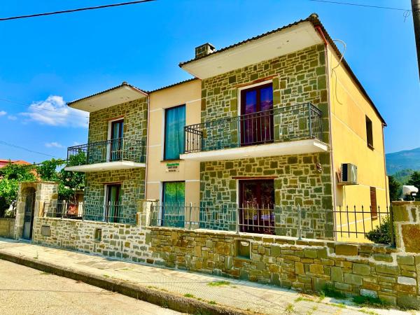 Mountin View Villa & Rafting In Permet, Përmet
