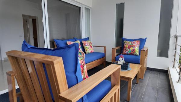 Na foto é possível ver o objeto 2BR Beach Apartment With Washer localizado na cidade de Las Terrenas.