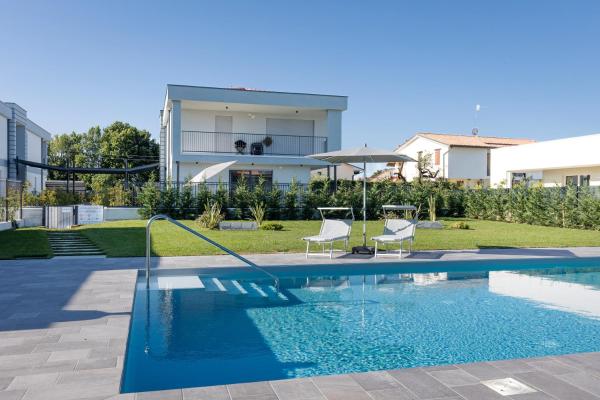 A la foto es mostra l'objecte Apartment Primo Passo with Pool situat a la ciutat de Lazise.