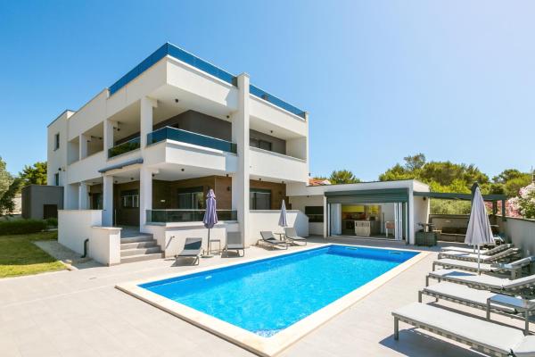 A la foto es mostra l'objecte Villa Histra situat a la ciutat de Medulin.