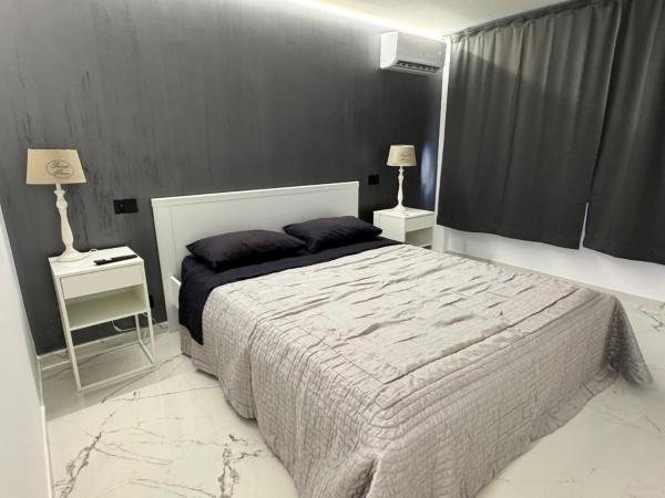 Na fotografii je vidět objekt Suit home Archimede nacházející se ve městě Palermo.