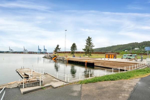 A la foto es mostra l'objecte Hel leilighet i Bekkelag, 5 minutter til sentrum situat a la ciutat de Oslo.