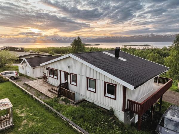 Στη φωτογραφία φαίνεται το αντικείμενο Abisko Panorama House που βρίσκεται στην πόλη Abisko.