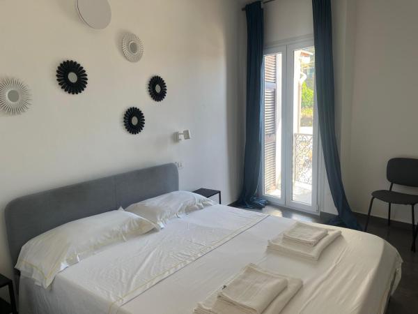 Na zdjęciu widoczny jest obiekt The Vernazza Spot położony w mieście Vernazza.