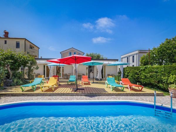 På billedet ses objektet Apartment Nika-10 by Interhome beliggende i byen Umag.