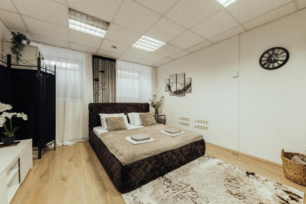 Basement Luxe, Liepāja