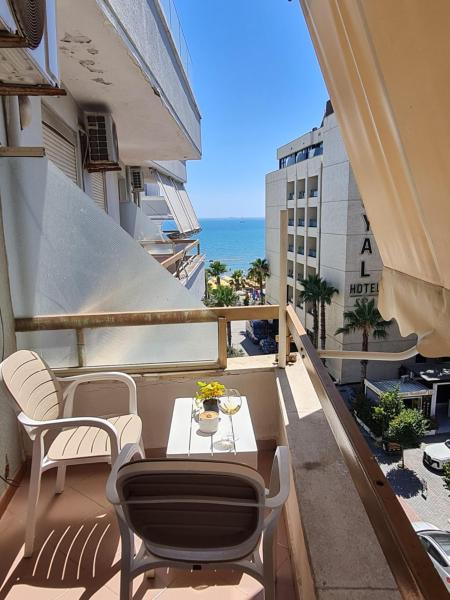 Na fotografii je vidět objekt Sara-El Seaside Apartment Durres nacházející se ve městě Durrës.