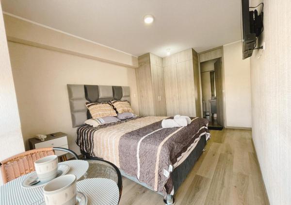 A la foto es mostra l'objecte Habitación privada con baño privado y smart TV situat a la ciutat de Lima.