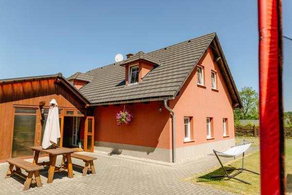 A la foto es mostra l'objecte Chalupa u vleku Horní Podluží situat a la ciutat de Rybniště.