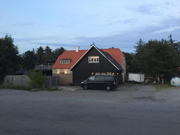 Op de foto is het object Feriehuset Hulsigvej 12 te zien, gelegen in de stad Hulsig.