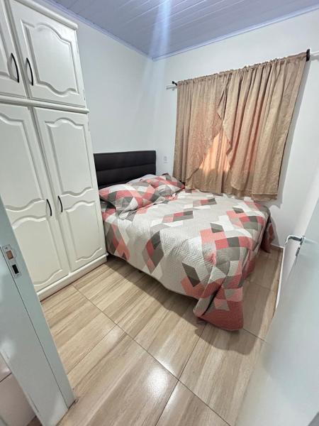 På bildet vises objektet Micro casa Maju som ligger i byen Santa Tereza do Oeste.