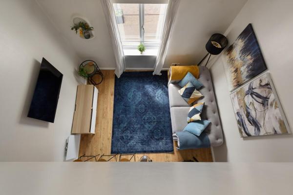 Unique Maisonette At Town Center - Banbury
