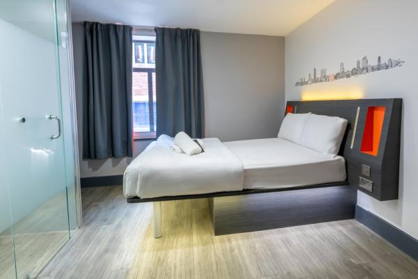 easyHotel Leeds, Leeds