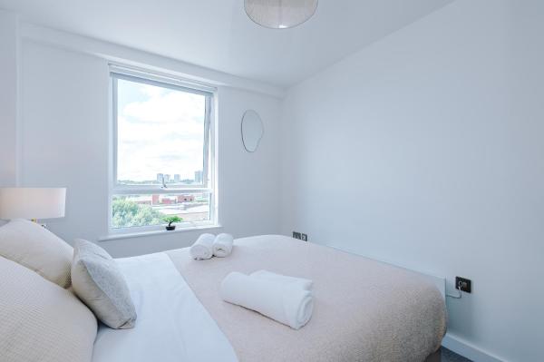 Foto 7: 2BR Flat in Salford, Modern, City Centre, WiFi, Kitchen