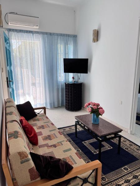 A la foto es mostra l'objecte residencesassi1 situat a la ciutat de Nabeul.