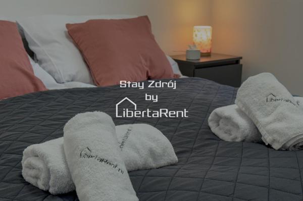 På billedet ses objektet StayZdrój by LibertaRent beliggende i byen Wałbrzych.
