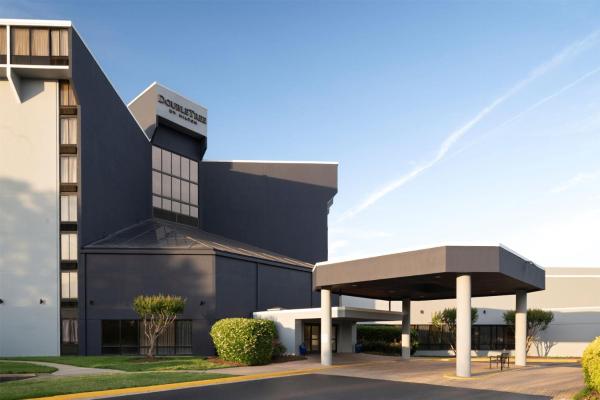 Foto 3: DoubleTree by Hilton Richmond - Midlothian