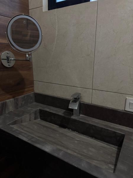 På billedet ses objektet Centric minimalist Apartment beliggende i byen Cedro.