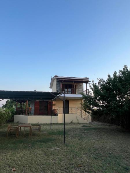 A la foto es mostra l'objecte Mylos family guesthouse situat a la ciutat de Fourka.